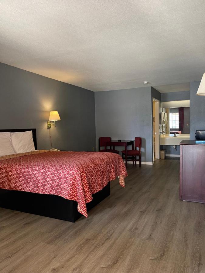 Motel Majestic